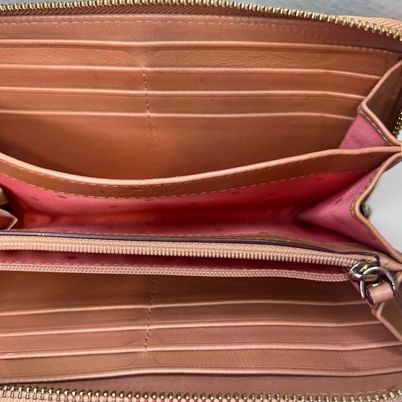 Kate Spade Tan Zippy Wallet With Colorful Buttons - Picture 5 of 7